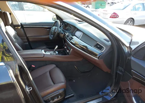 2016 BMW 535I Gran Turismo z USA, uszkodzony, nr VIN WBA5M2C5XGGH99400